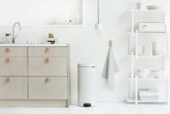 Brabantia 30 Litre Newlcon Pedal Bin - White 9 Brabantia 30 Litre Newlcon Pedal Bin - White -Habitat 6214584 R Z005A