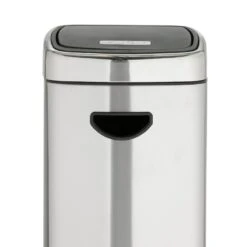 Habitat 30 Litre Square Touch Top Bin - Silver 9 Habitat 30 Litre Square Touch Top Bin - Silver -Habitat 9212569 R Z004A