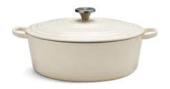 Habitat 4.70 Litre Cast Iron Oval Casserole Dish - Cream