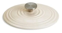 Habitat 2.4 Litre Oval Iron Casserole Dish - Cream -Habitat 9529393 R Z003A